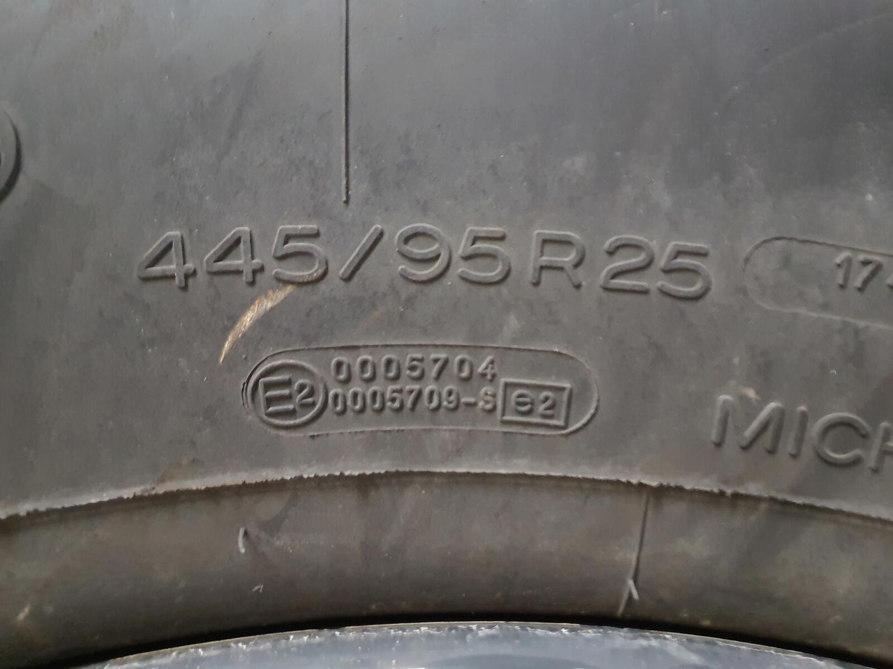 Michelin Wheel 445/95R25 10 12 1p - Колесо для Кранов: фото 5 Michelin Wheel 445/95R25 10 12 1p - Колесо для Кранов: фото 5