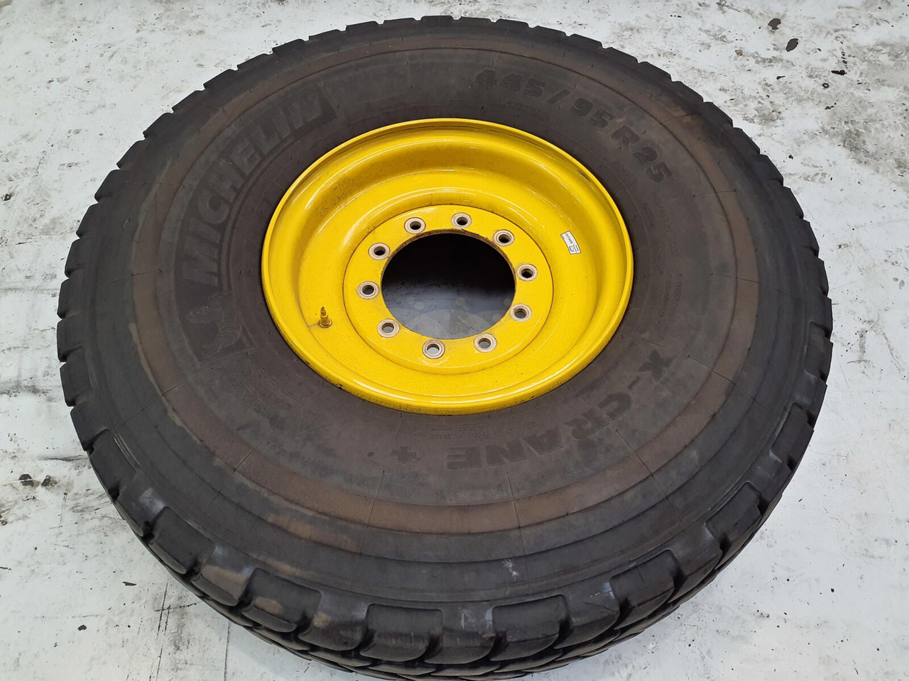 Michelin Wheel 445/95R25 10 12 1p - Колесо для Кранов: фото 3 Michelin Wheel 445/95R25 10 12 1p - Колесо для Кранов: фото 3