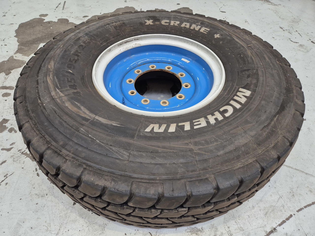 Michelin Wheel 445/95R25 10 12 1p - Колесо для Кранов: фото 1 Michelin Wheel 445/95R25 10 12 1p - Колесо для Кранов: фото 1