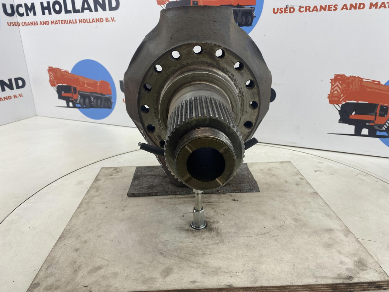 PPM 250 ATT Steering knuckle 16 holes axle 1 - Поворотный кулак для Мобильных кранов: фото 2 PPM 250 ATT Steering knuckle 16 holes axle 1 - Поворотный кулак для Мобильных кранов: фото 2