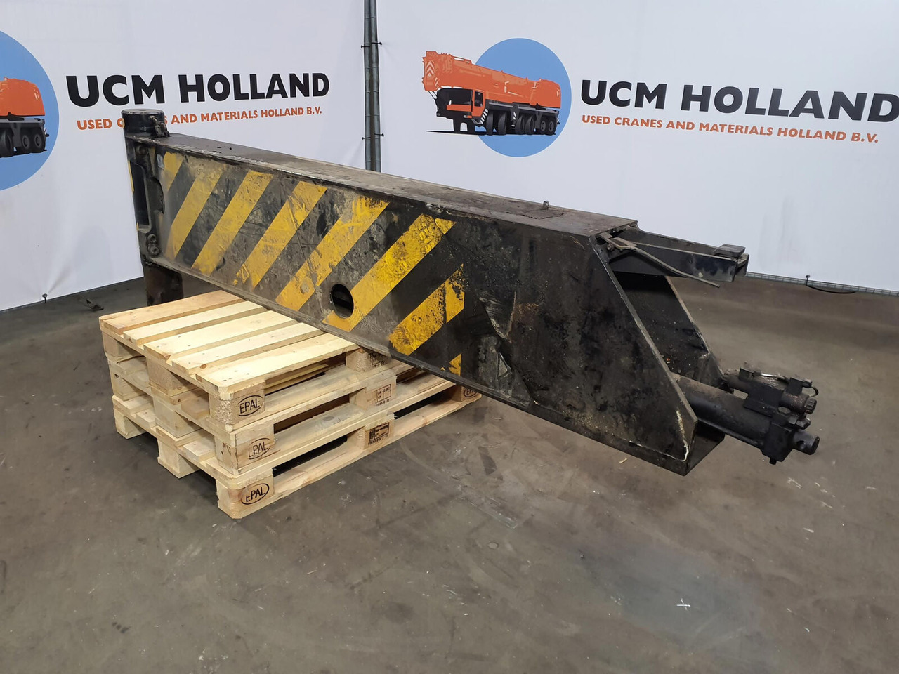 Terex AC 100 outrigger beam complete front - Подвеска для Кранов: фото 3 Terex AC 100 outrigger beam complete front - Подвеска для Кранов: фото 3