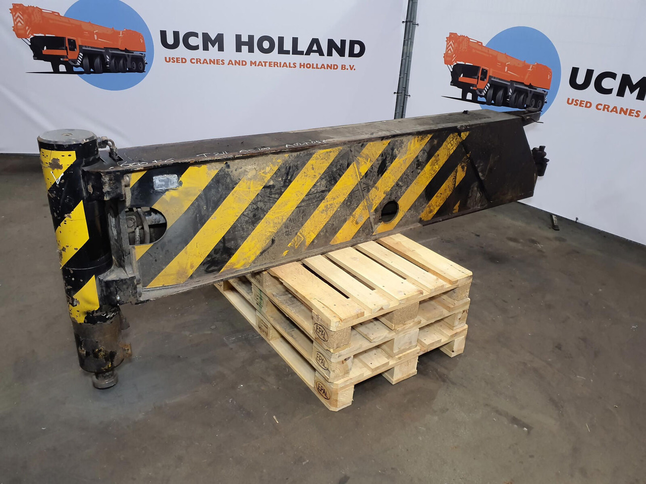 Terex AC 100 outrigger beam complete front - Подвеска для Кранов: фото 2 Terex AC 100 outrigger beam complete front - Подвеска для Кранов: фото 2