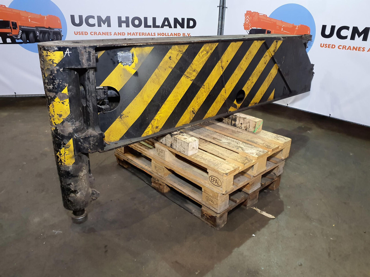 Terex AC 100 outrigger beam complete rear - Подвеска для Мобильных кранов: фото 2 Terex AC 100 outrigger beam complete rear - Подвеска для Мобильных кранов: фото 2