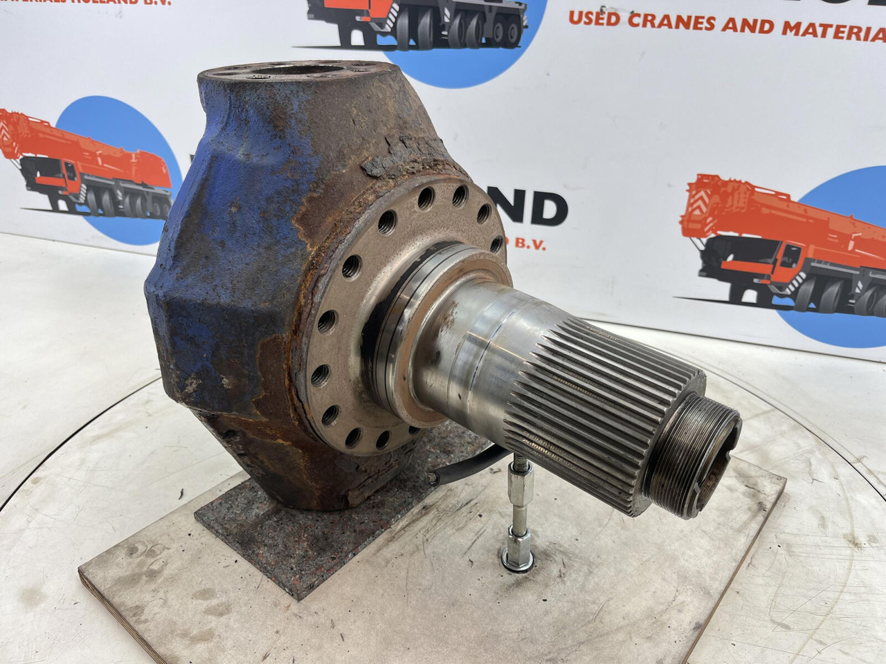 Terex AC 155, AC 205 Steering knuckle 16 holes - Поворотный кулак для Мобильных кранов: фото 3 Terex AC 155, AC 205 Steering knuckle 16 holes - Поворотный кулак для Мобильных кранов: фото 3