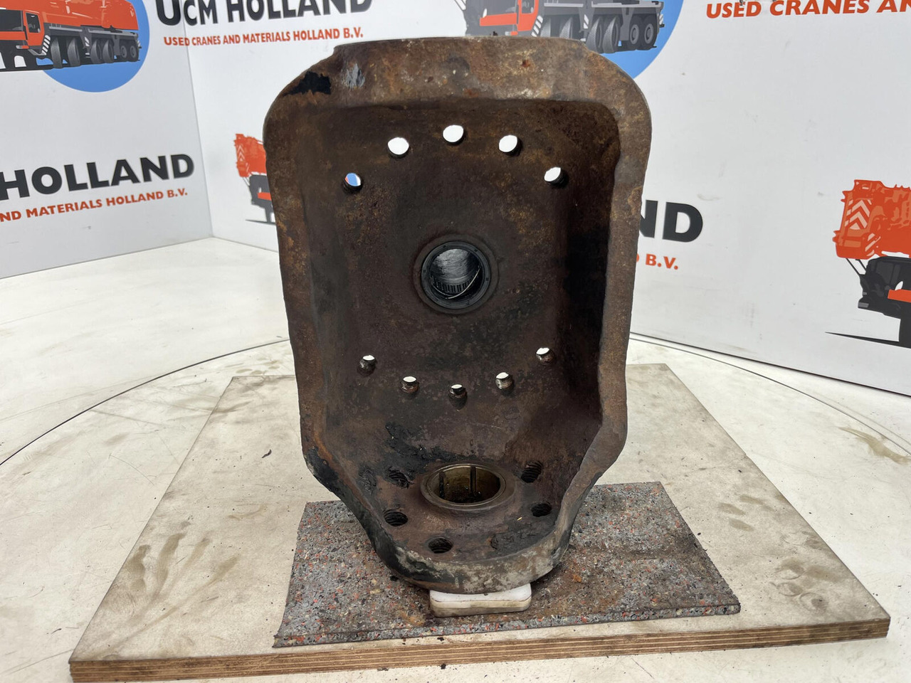 Terex AC 25 Steering knuckle 16 holes axle 2 - Поворотный кулак для Мобильных кранов: фото 5 Terex AC 25 Steering knuckle 16 holes axle 2 - Поворотный кулак для Мобильных кранов: фото 5