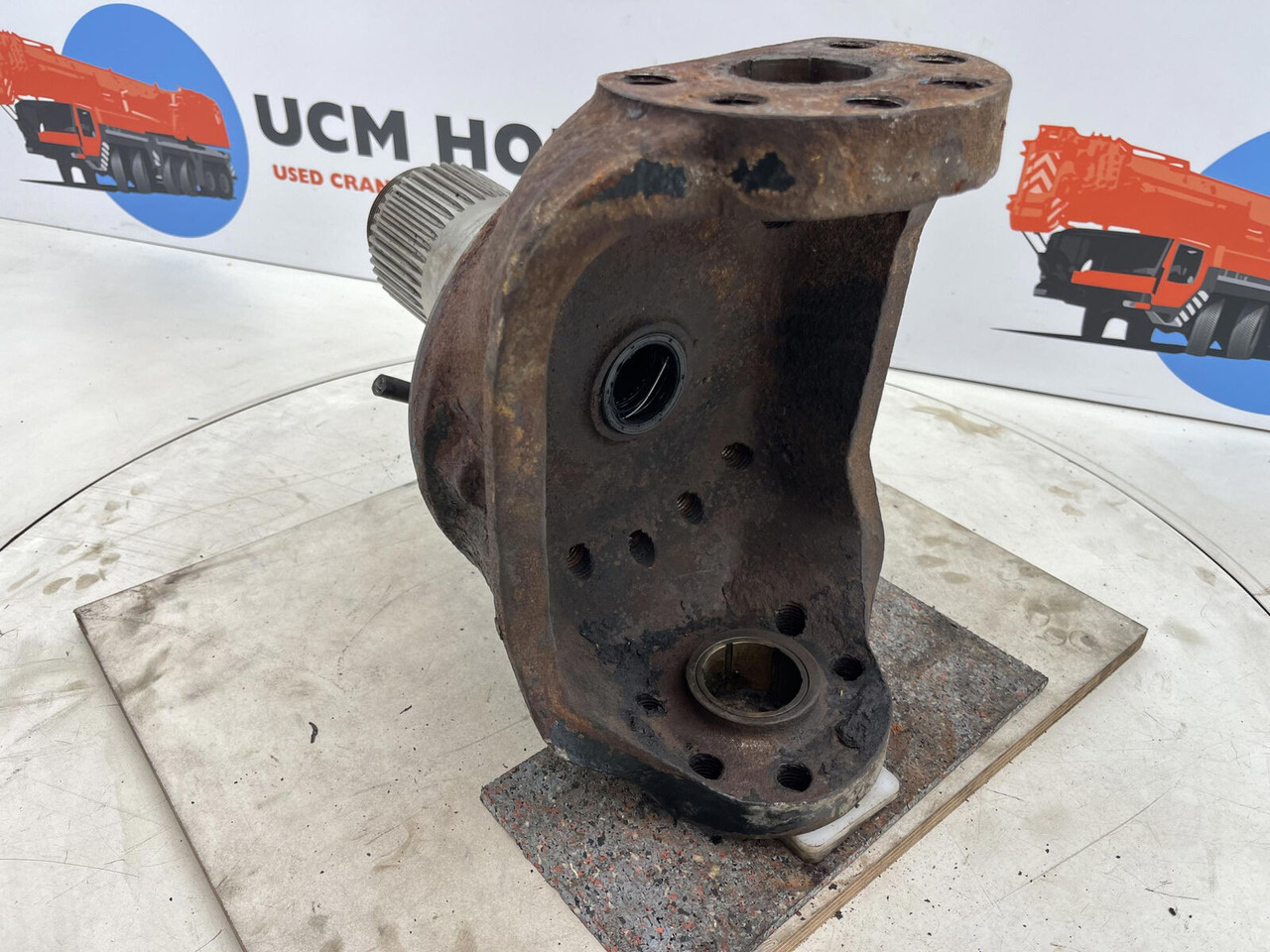Terex AC 25 Steering knuckle 16 holes axle 2 - Поворотный кулак для Мобильных кранов: фото 4 Terex AC 25 Steering knuckle 16 holes axle 2 - Поворотный кулак для Мобильных кранов: фото 4