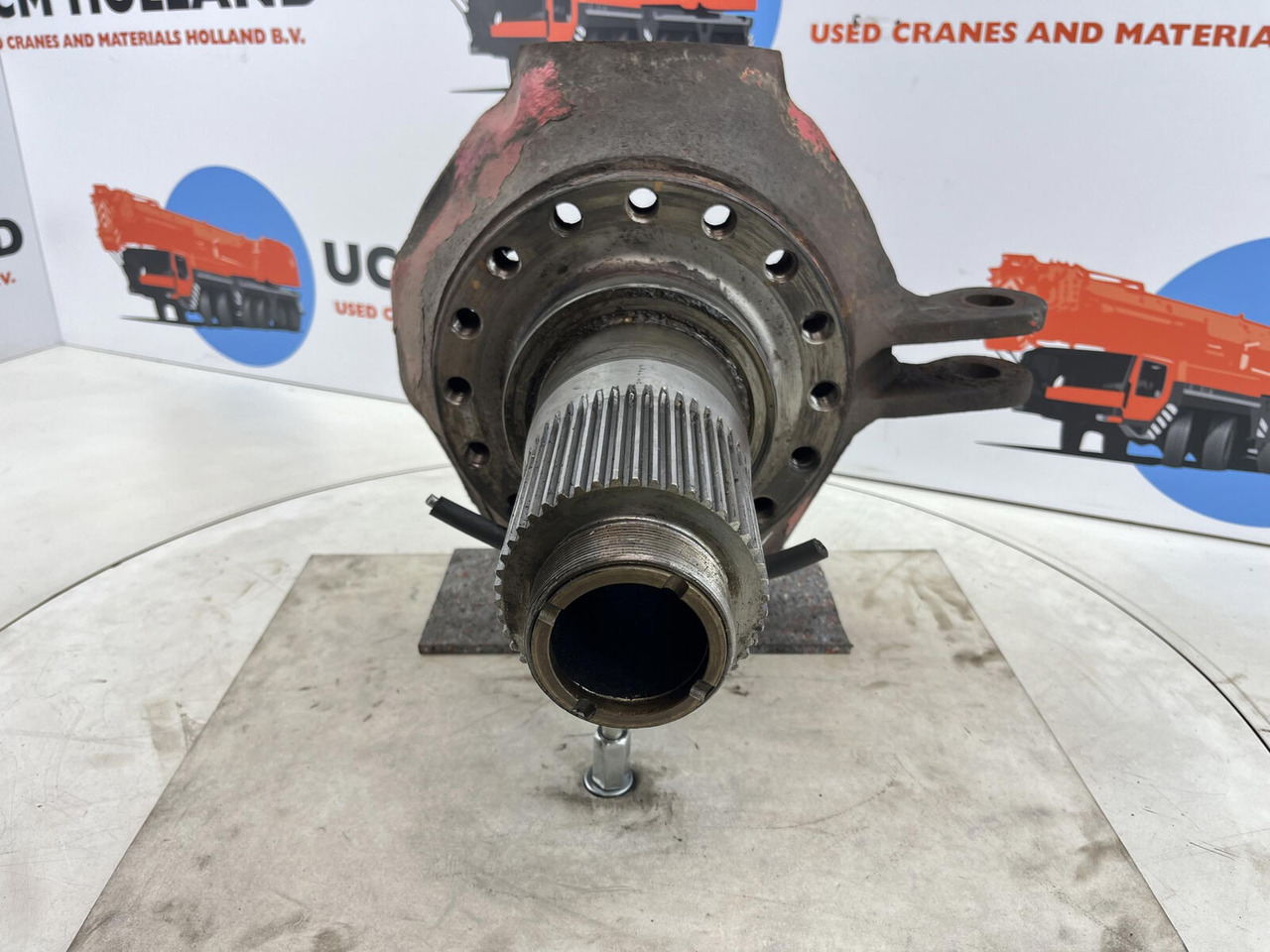 Terex Demag AC 35 Steering knuckle 16 holes axle 2 left - Поворотный кулак для Мобильных кранов: фото 2 Terex Demag AC 35 Steering knuckle 16 holes axle 2 left - Поворотный кулак для Мобильных кранов: фото 2