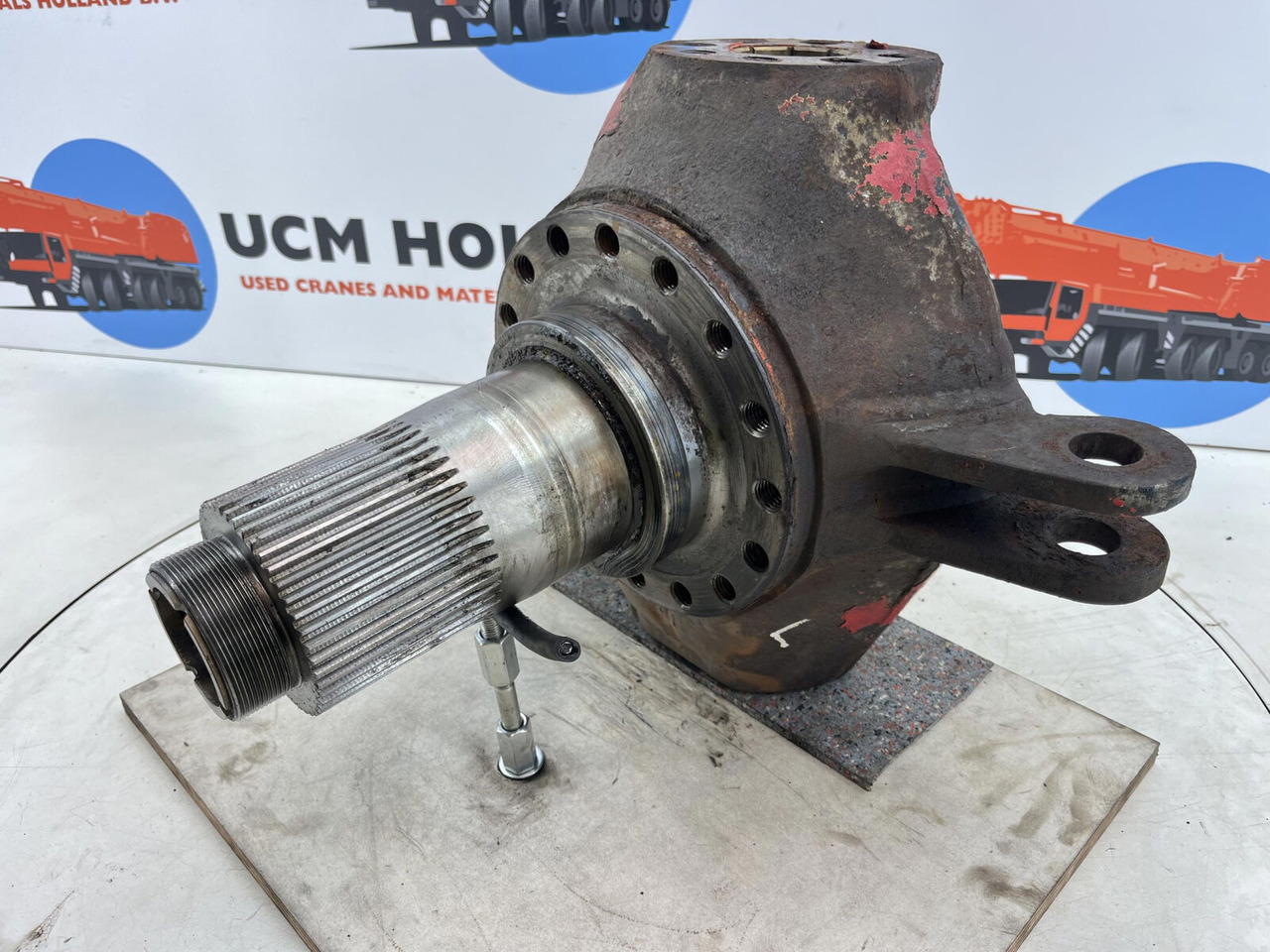 Terex Demag AC 35 Steering knuckle 16 holes axle 2 left - Поворотный кулак для Мобильных кранов: фото 1 Terex Demag AC 35 Steering knuckle 16 holes axle 2 left - Поворотный кулак для Мобильных кранов: фото 1
