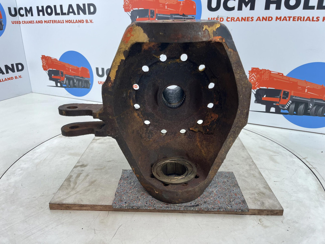 Terex HC 340 Steering knuckle 12 holes axle 3 - Поворотный кулак для Кранов: фото 5 Terex HC 340 Steering knuckle 12 holes axle 3 - Поворотный кулак для Кранов: фото 5