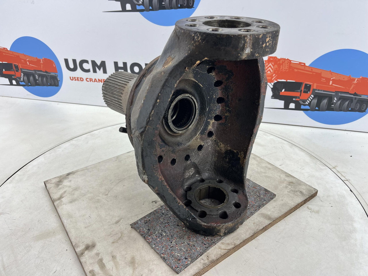 Terex PPM 480 ATT steering knuckle 16 holes axle 1 - Поворотный кулак для Мобильных кранов: фото 4 Terex PPM 480 ATT steering knuckle 16 holes axle 1 - Поворотный кулак для Мобильных кранов: фото 4