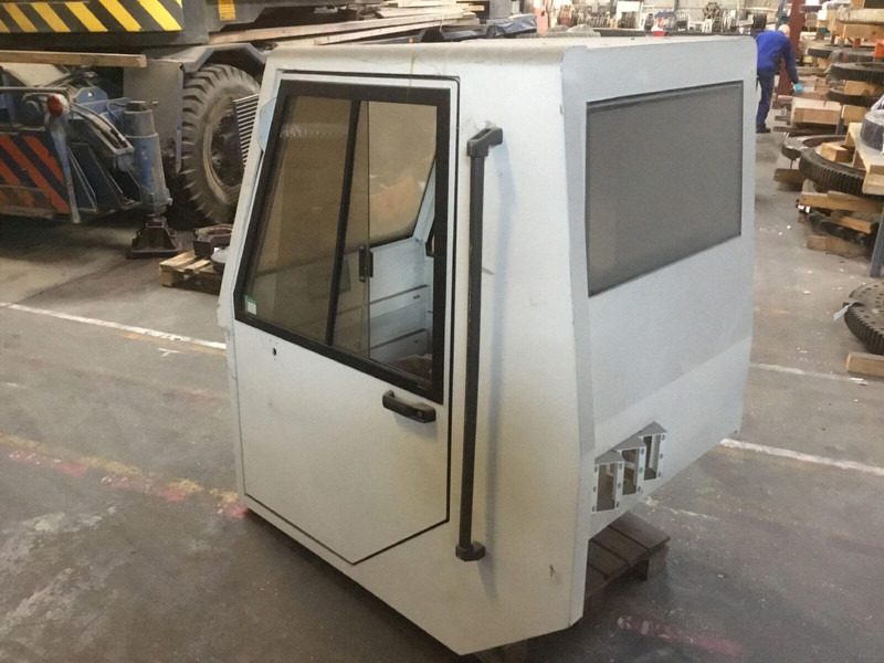 Terex PPM lower cabin - Кабина и интерьер для Кранов: фото 3 Terex PPM lower cabin - Кабина и интерьер для Кранов: фото 3