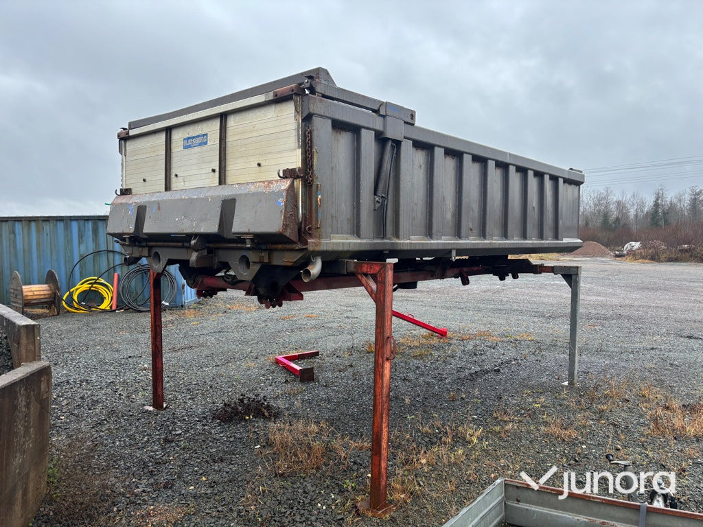 Flak - Blidsberg, med högtippande lucka - Кузов платформа: фото 1 Flak - Blidsberg, med högtippande lucka - Кузов платформа: фото 1