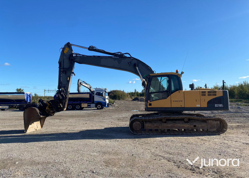 Grävmaskin - Volvo, EC210CL - Гусеничный экскаватор: фото 2 Grävmaskin - Volvo, EC210CL - Гусеничный экскаватор: фото 2