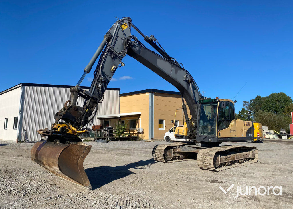 Grävmaskin - Volvo, EC210CL - Гусеничный экскаватор: фото 1 Grävmaskin - Volvo, EC210CL - Гусеничный экскаватор: фото 1