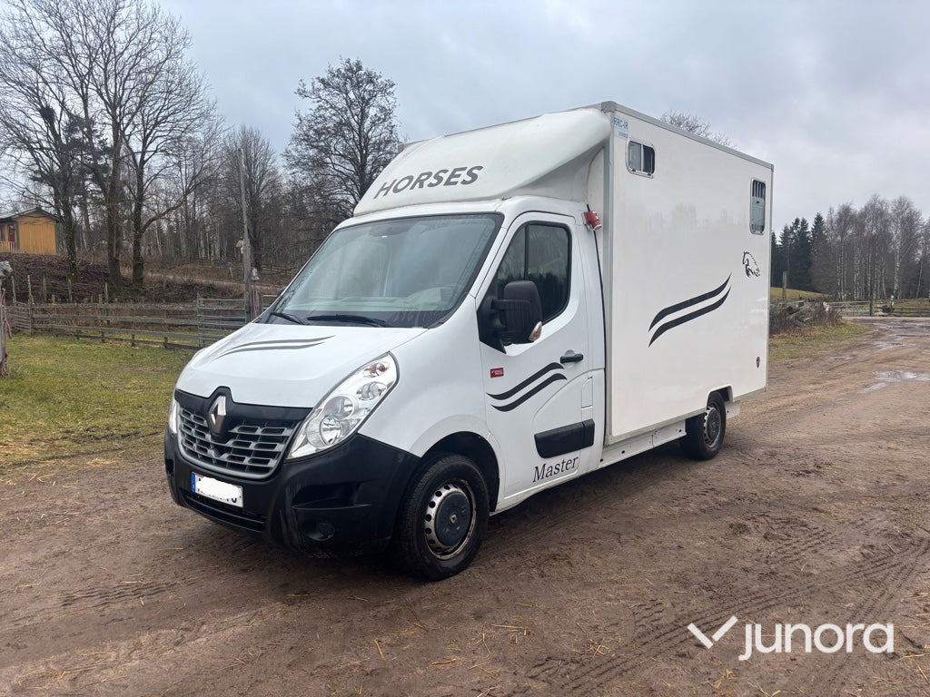 Hästlastbil - Renault Master - Коневоз: фото 1 Hästlastbil - Renault Master - Коневоз: фото 1