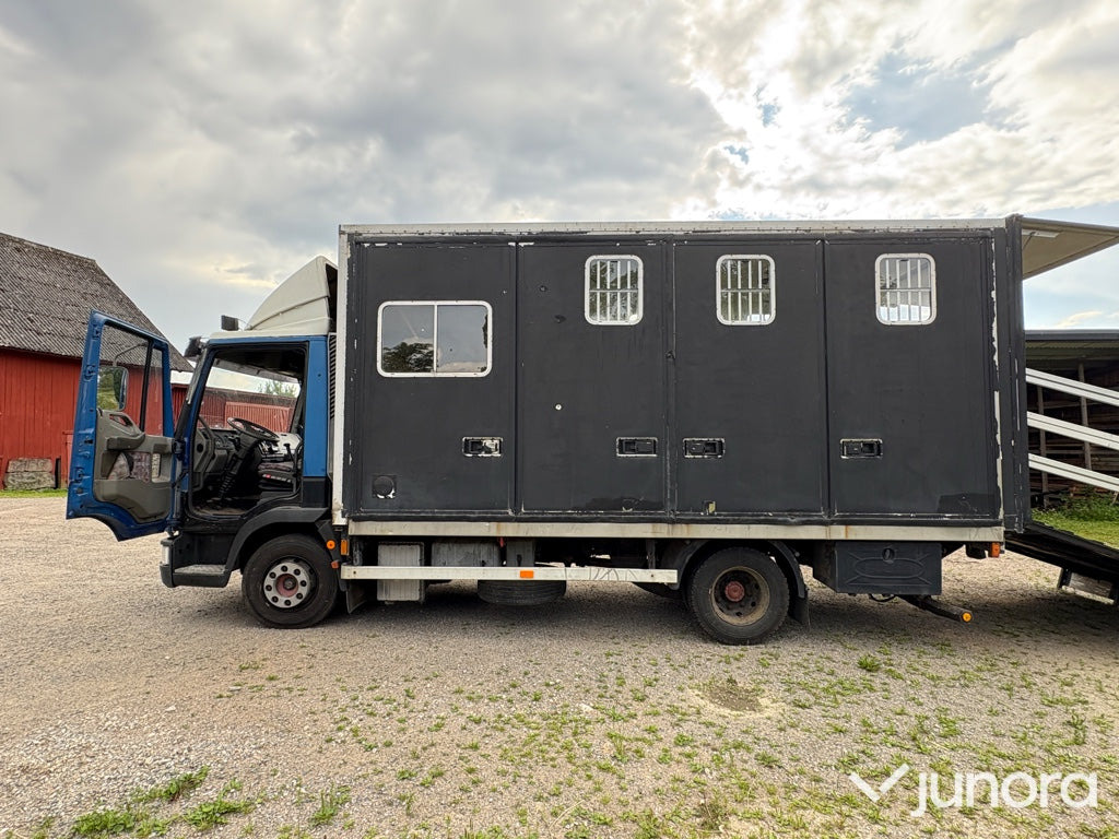 Hästtransport Iveco EuroCargo 85E18 - Коневоз: фото 5 Hästtransport Iveco EuroCargo 85E18 - Коневоз: фото 5
