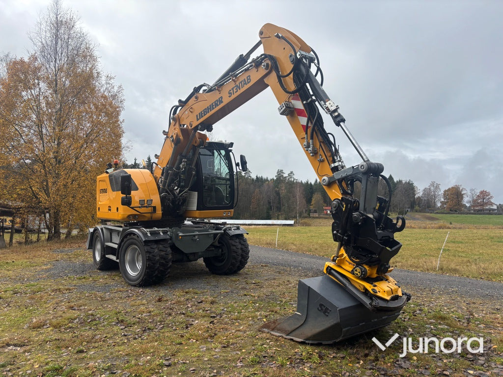 Hjulgrävare - Liebherr A 913 Compact - Колёсный экскаватор: фото 1 Hjulgrävare - Liebherr A 913 Compact - Колёсный экскаватор: фото 1