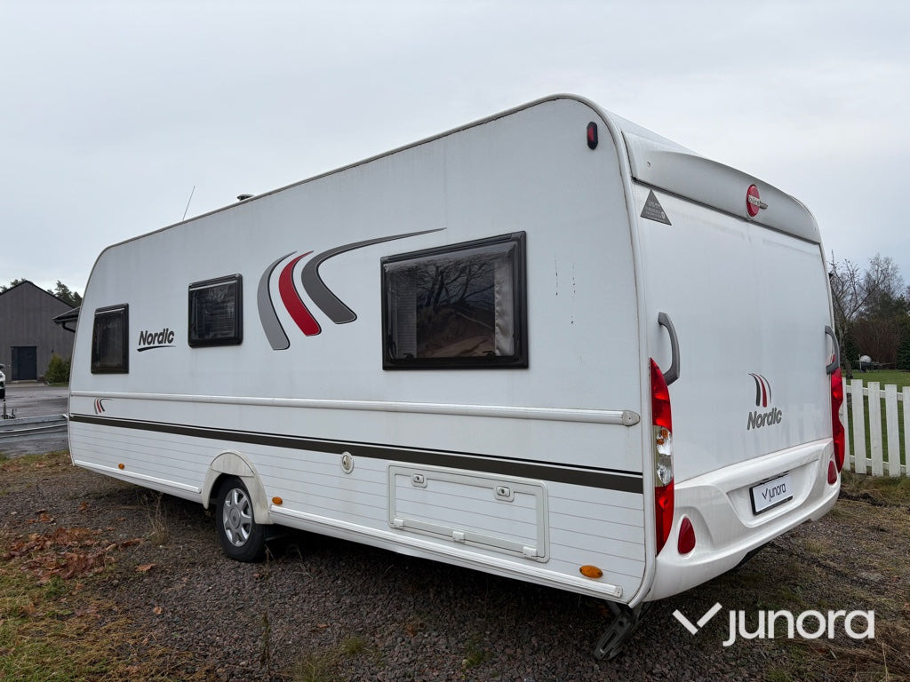 Husvagn - BÜRSTNER GMBH Averso Nordic - Прицеп дача: фото 3 Husvagn - BÜRSTNER GMBH Averso Nordic - Прицеп дача: фото 3