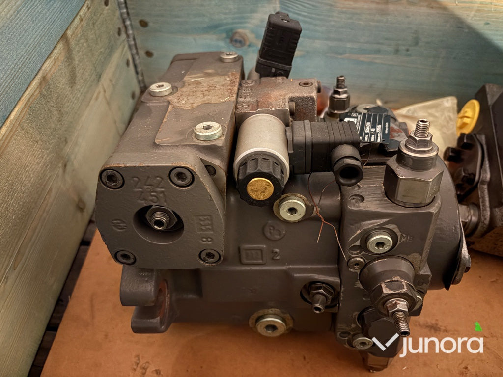 Hydraulpump - Volvo L45B - Гидравлический насос для Строительной техники: фото 1 Hydraulpump - Volvo L45B - Гидравлический насос для Строительной техники: фото 1