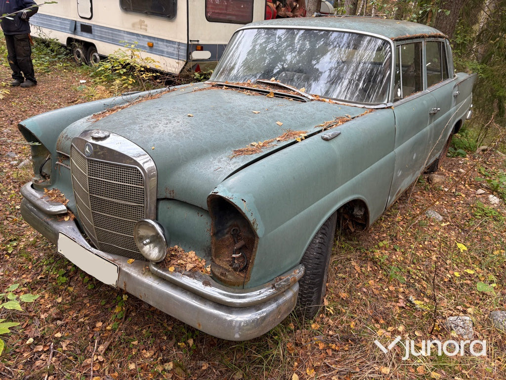 Renoveringsobjekt - Mercedes-Benz 220 S - Легковой автомобиль: фото 1 Renoveringsobjekt - Mercedes-Benz 220 S - Легковой автомобиль: фото 1