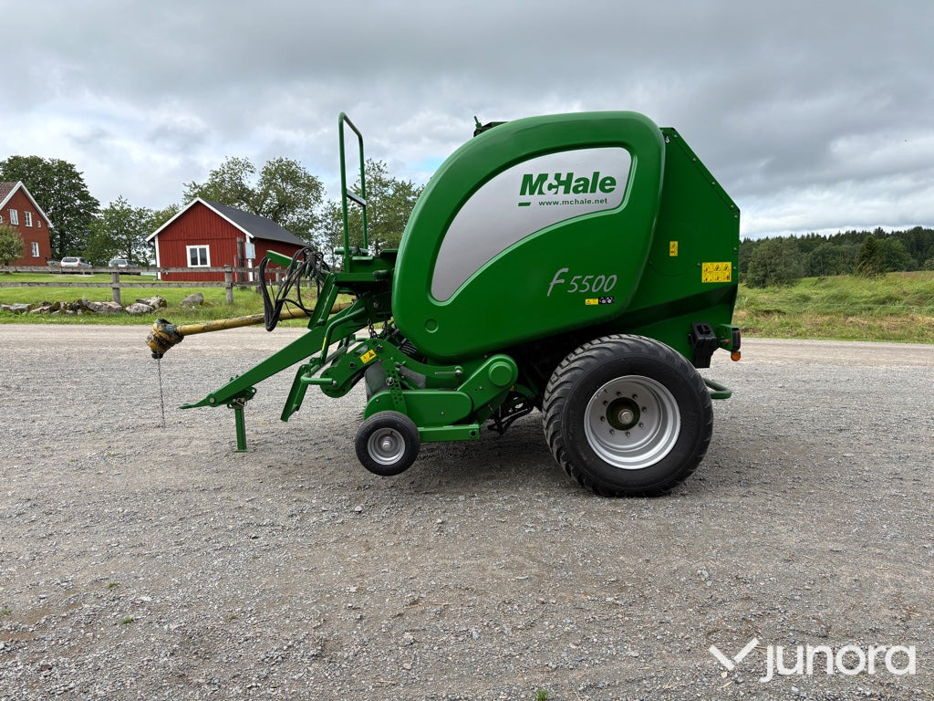 Rundbalspress McHale F5500 - Пресс-подборщик рулонный: фото 4 Rundbalspress McHale F5500 - Пресс-подборщик рулонный: фото 4