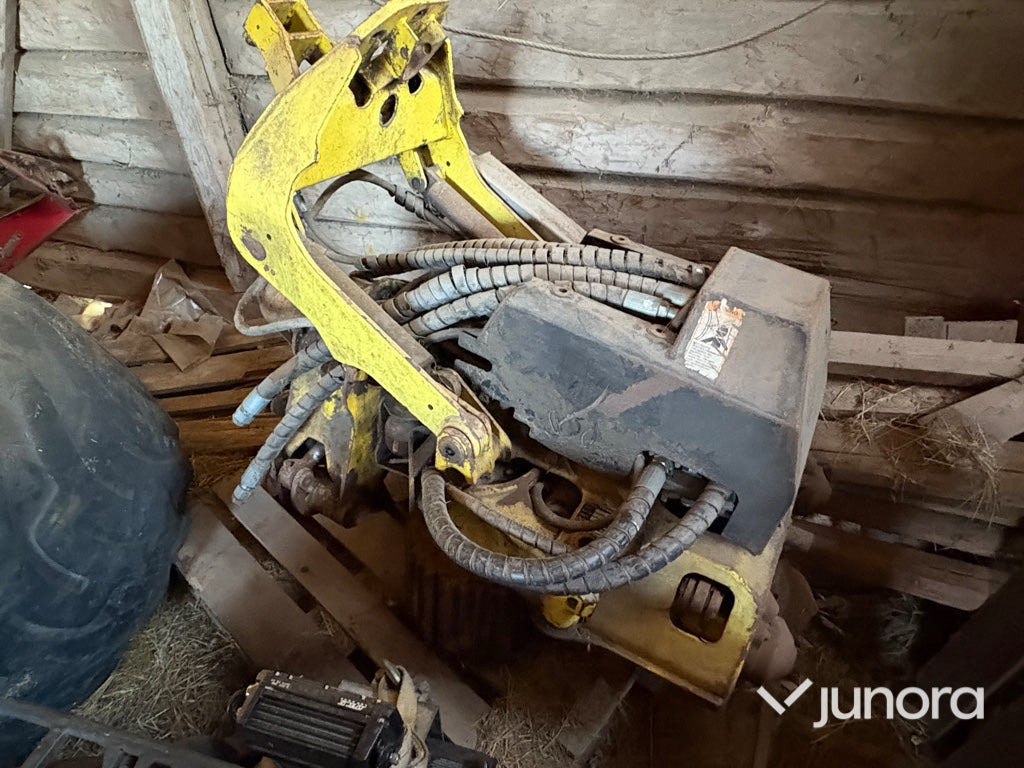 Skördaraggregat - Timberjack, H742 - Валочная головка: фото 1 Skördaraggregat - Timberjack, H742 - Валочная головка: фото 1