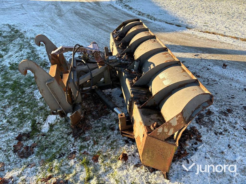 Snöplog - Holms TKHP 80-320 - Отвал для снега: фото 2 Snöplog - Holms TKHP 80-320 - Отвал для снега: фото 2