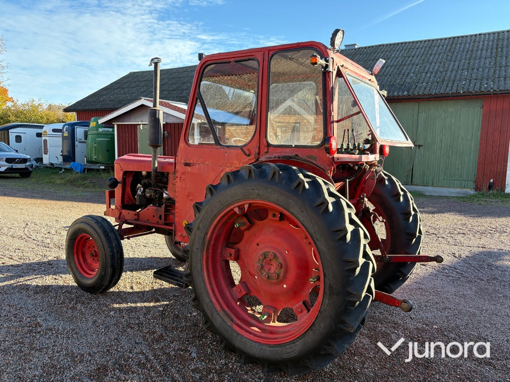 Traktor - Bolinder Munktell BM Volvo 400 Buster - Трактор: фото 3 Traktor - Bolinder Munktell BM Volvo 400 Buster - Трактор: фото 3
