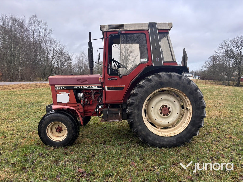 Трактор Traktor - IH 685XL: фото 8
