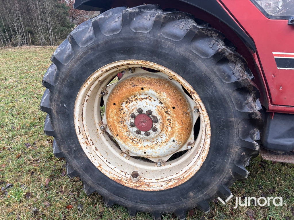 Трактор Traktor - IH 685XL: фото 23