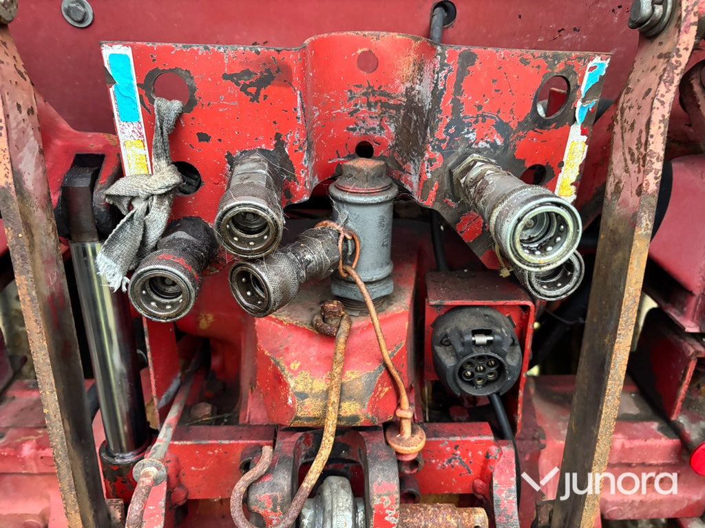 Трактор Traktor - IH 685XL: фото 17