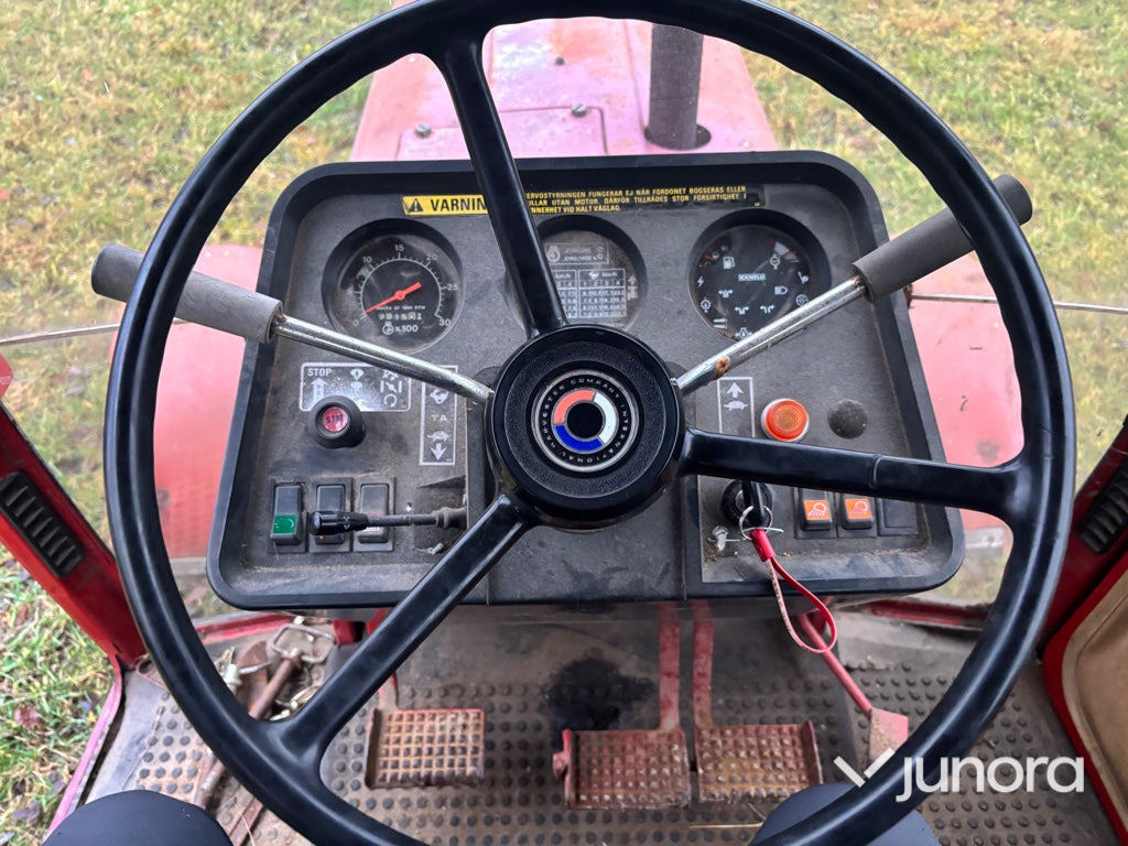 Трактор Traktor - IH 685XL: фото 14