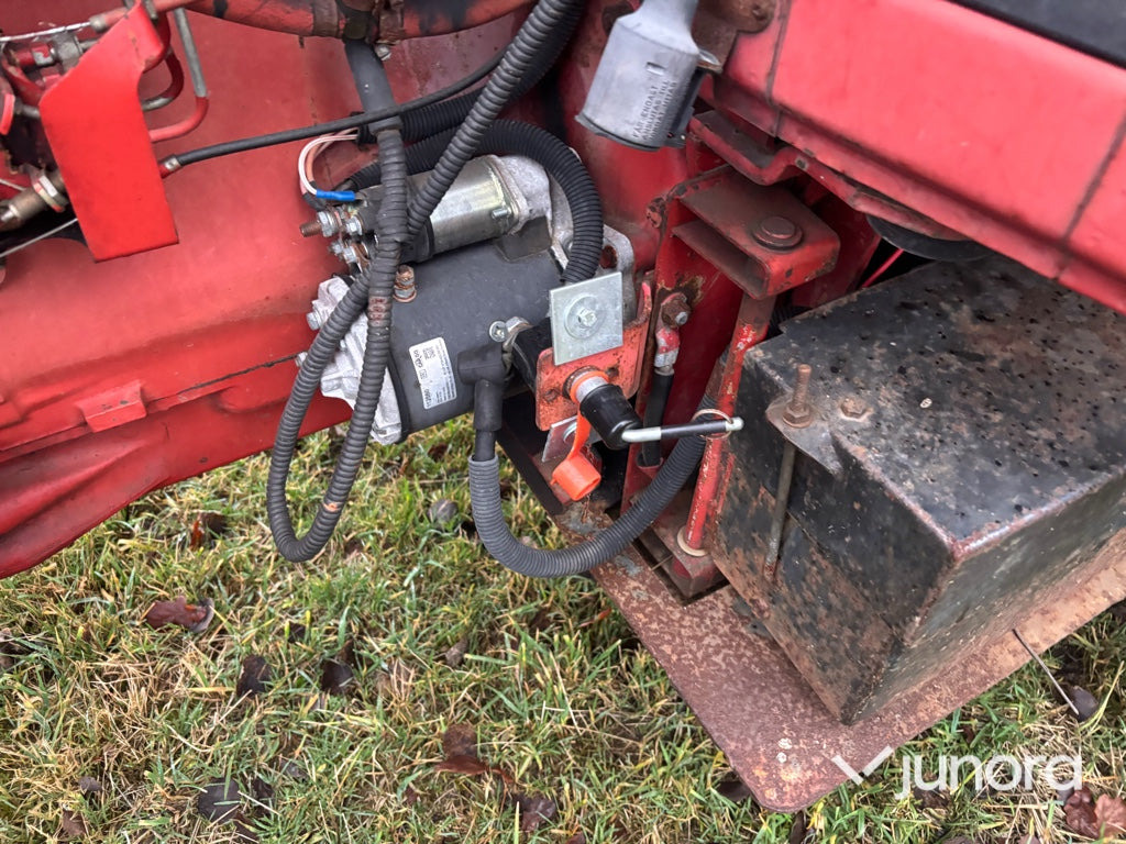 Трактор Traktor - IH 685XL: фото 29