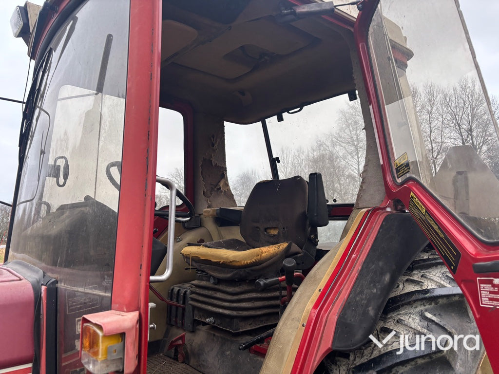 Трактор Traktor - IH 685XL: фото 19