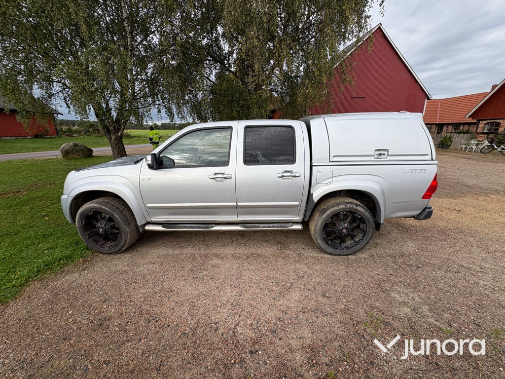 Transportbil - Isuzu Crew 3.0 AT - Пикап: фото 2 Transportbil - Isuzu Crew 3.0 AT - Пикап: фото 2