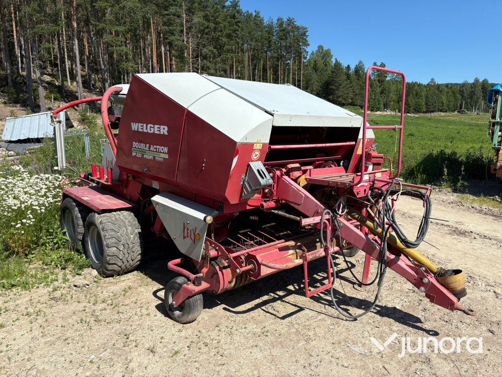 Welger RP 220 Double Action Kombipress - Пресс-подборщик рулонный, Обмотчик рулонов: фото 1 Welger RP 220 Double Action Kombipress - Пресс-подборщик рулонный, Обмотчик рулонов: фото 1