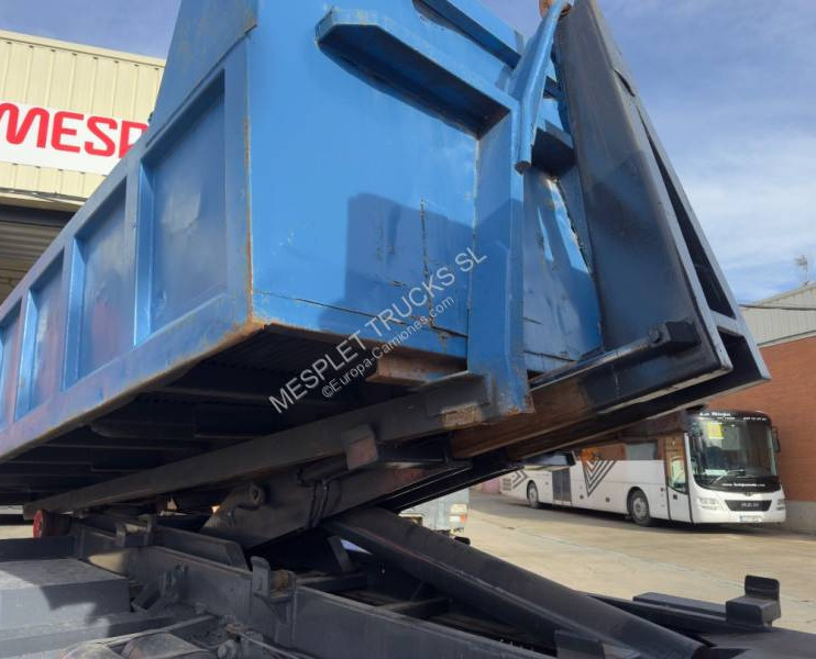 Iveco Trakker 310 - Крюковой мультилифт: фото 4 Iveco Trakker 310 - Крюковой мультилифт: фото 4