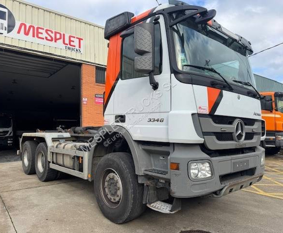 Mercedes Actros 3346 - Крюковой мультилифт: фото 5 Mercedes Actros 3346 - Крюковой мультилифт: фото 5