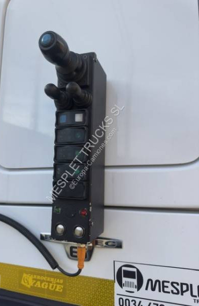 Крюковой мультилифт Mercedes Arocs 2645 K: фото 27 Крюковой мультилифт Mercedes Arocs 2645 K: фото 27