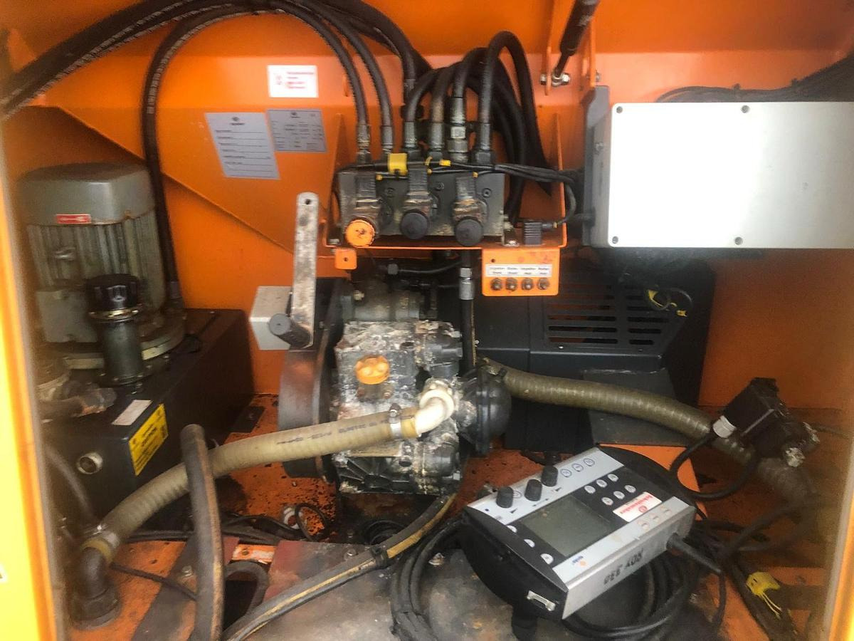 Epoke SH3800 - Снегоуборочная машина: фото 4 Epoke SH3800 - Снегоуборочная машина: фото 4