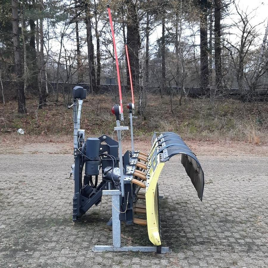 Nido SL36 - Снегоуборочная машина: фото 3 Nido SL36 - Снегоуборочная машина: фото 3