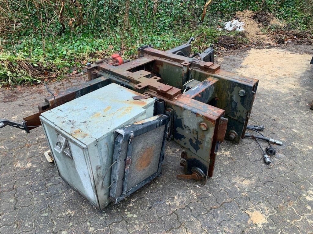 HMF 20,5 T-M kran konsol med træktravers - Кузов и экстерьер для Грузовиков: фото 5 HMF 20,5 T-M kran konsol med træktravers - Кузов и экстерьер для Грузовиков: фото 5