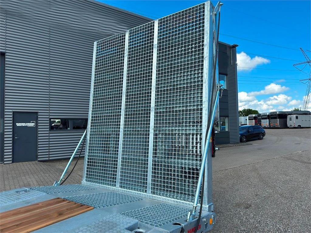 Hangler 4-aks 2-delt heldækkende rampe  - Низкорамный полуприцеп: фото 4 Hangler 4-aks 2-delt heldækkende rampe  - Низкорамный полуприцеп: фото 4