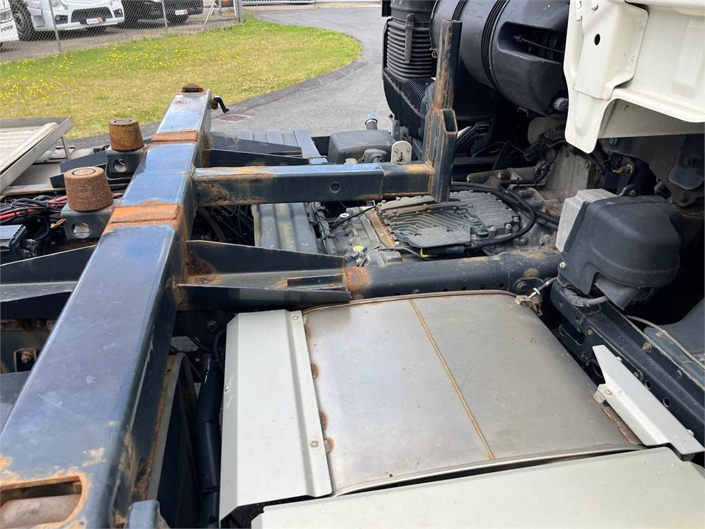 MAN TGS 26-500 6x2-4 LL - Грузовик-контейнеровоз/ Сменный кузов: фото 4 MAN TGS 26-500 6x2-4 LL - Грузовик-контейнеровоз/ Сменный кузов: фото 4