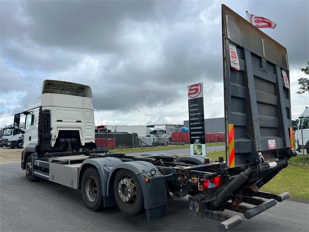 MAN TGS 26-500 6x2-4 LL - Грузовик-контейнеровоз/ Сменный кузов: фото 2 MAN TGS 26-500 6x2-4 LL - Грузовик-контейнеровоз/ Сменный кузов: фото 2