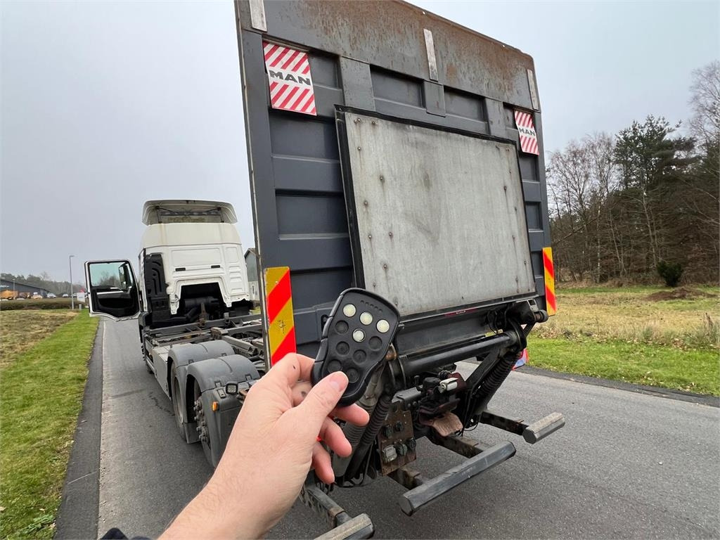 MAN TGS 26-500 6x2-4 LL - Грузовик-контейнеровоз/ Сменный кузов: фото 5 MAN TGS 26-500 6x2-4 LL - Грузовик-контейнеровоз/ Сменный кузов: фото 5