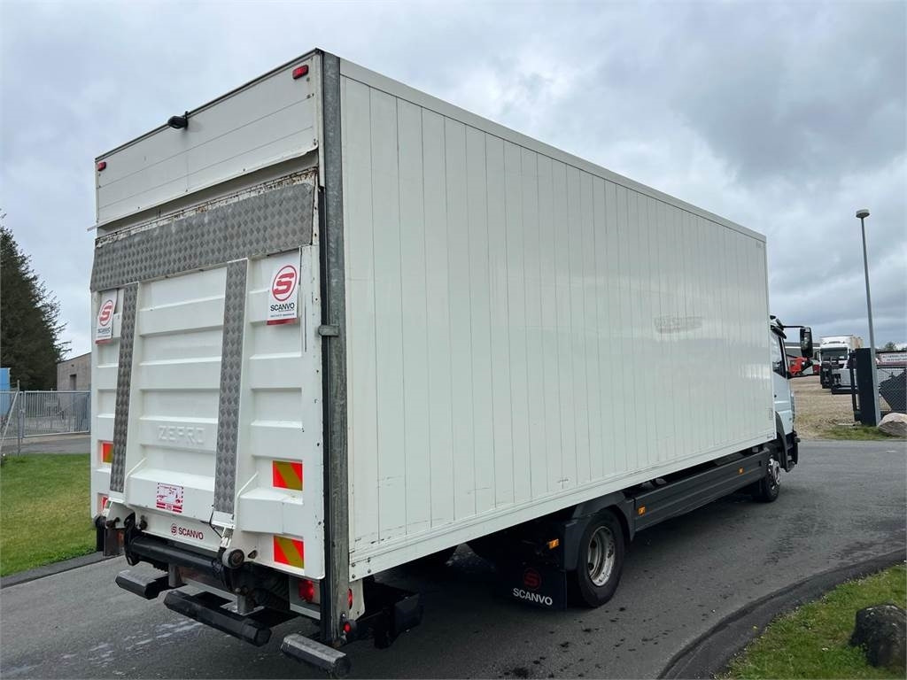 Mercedes-Benz Atego 1224 LnR - Грузовик с закрытым кузовом: фото 4 Mercedes-Benz Atego 1224 LnR - Грузовик с закрытым кузовом: фото 4
