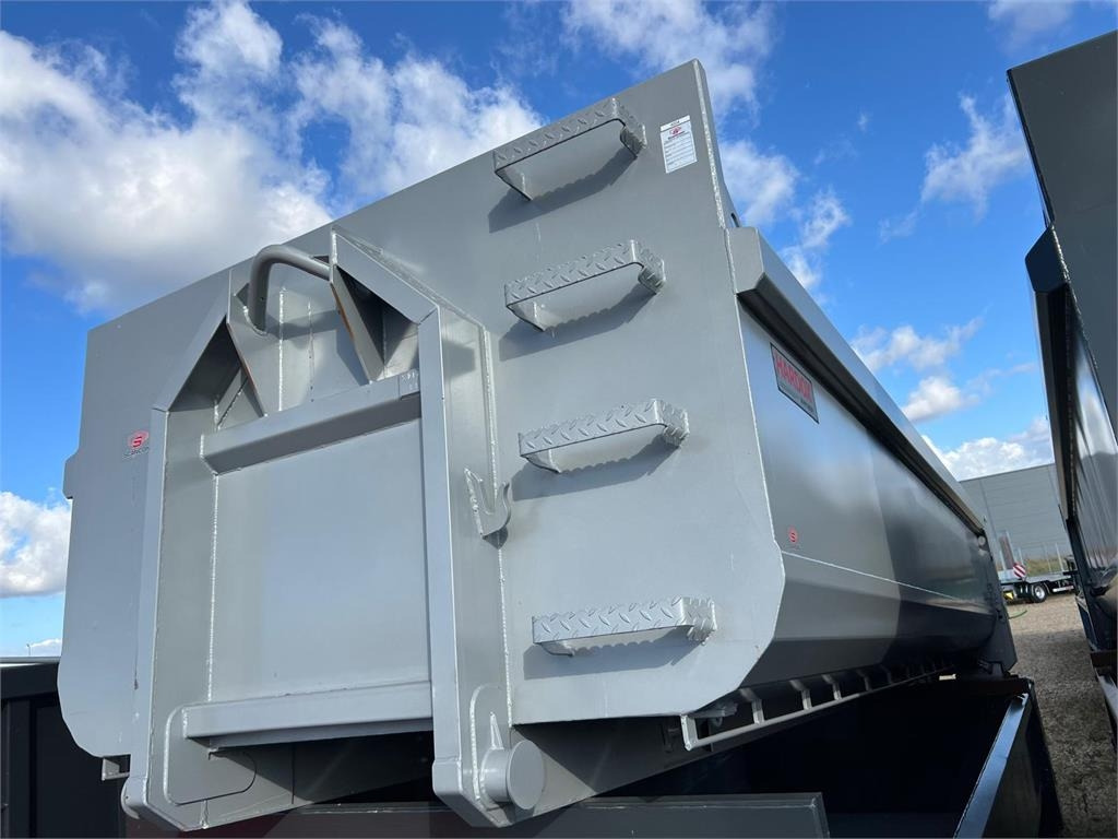 Кузов платформа Scancon SH5613 Hardox 13m3 5700mm: фото 9 Кузов платформа Scancon SH5613 Hardox 13m3 5700mm: фото 9