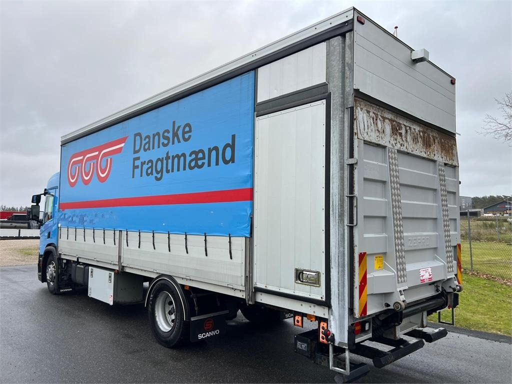 Scania P280 B 4x2 NB - Тентованный грузовик: фото 4 Scania P280 B 4x2 NB - Тентованный грузовик: фото 4