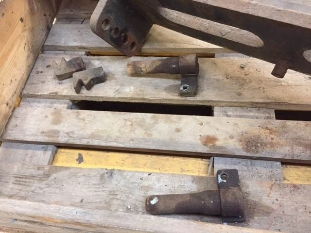 Scania Sneplovbeslag frontplade til Scania - Бампер для Грузовиков: фото 3 Scania Sneplovbeslag frontplade til Scania - Бампер для Грузовиков: фото 3